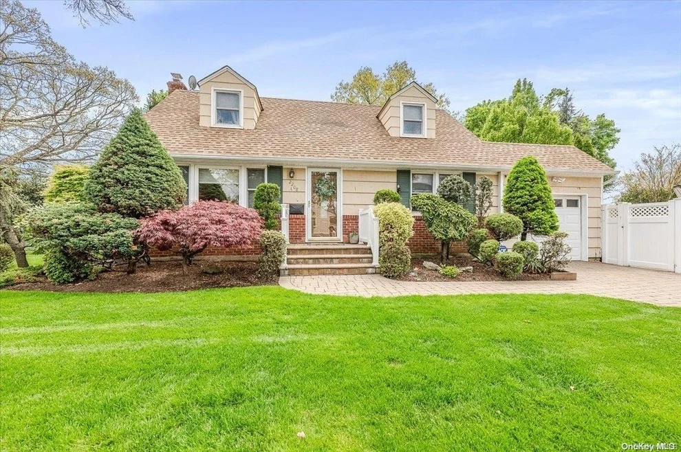 Unit for sale at 2208 Benefit Street, Hempstead, NY 11566