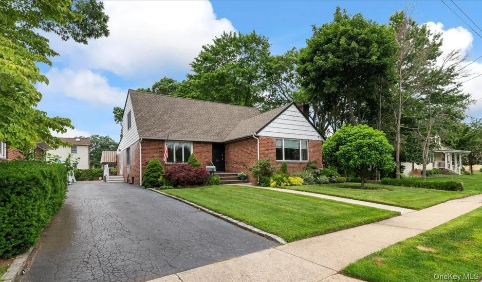 Unit for sale at 558 Kingston Avenue, Hempstead, NY 11554
