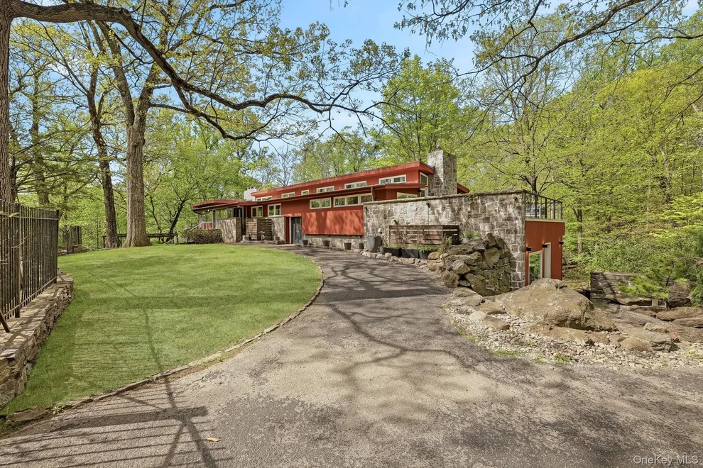 Unit for sale at 150 N Healy Avenue, Greenburgh, NY 10530