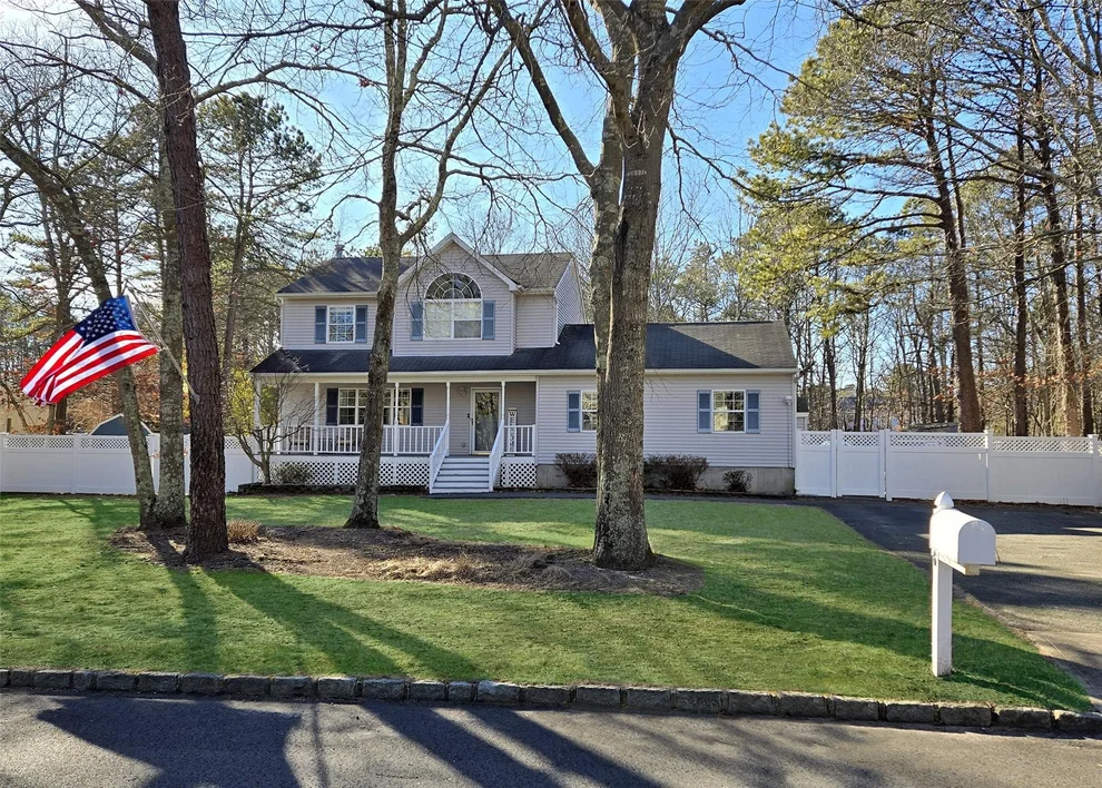 Unit for sale at 6 Charter Court, Brookhaven, NY 11949