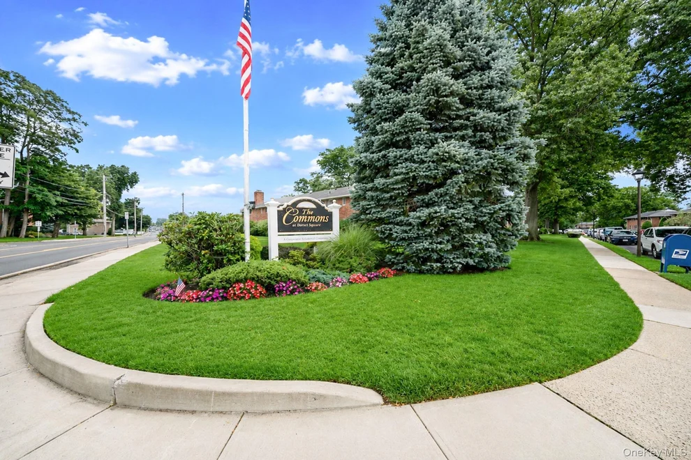 Unit for sale at 172 Edmunton, Babylon, NY 11703