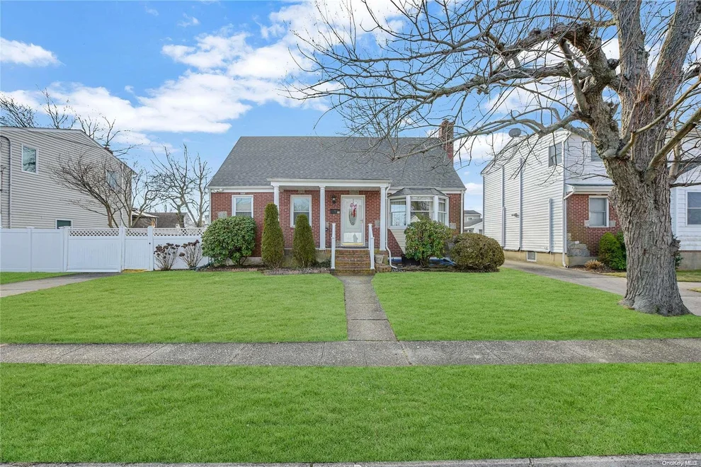 Unit for sale at 35 W Belle Terre Avenue, Babylon, NY 11757