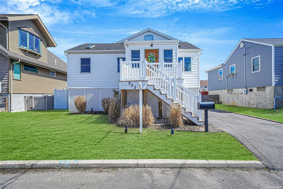 Unit for sale at 952 S 5th Street, Babylon, NY 11757