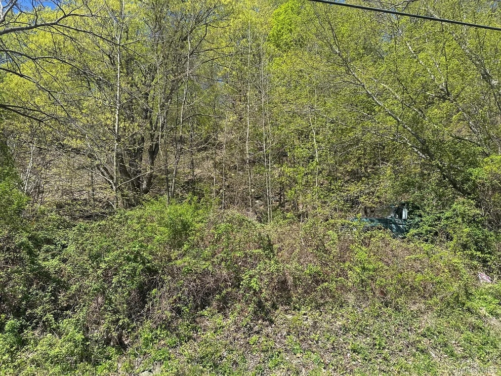 Unit for sale at Haviland Road, Lloyd, NY 12528