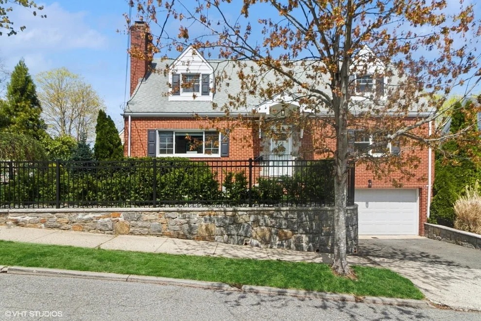 Unit for sale at 308 Travers Avenue, Mamaroneck, NY 10543