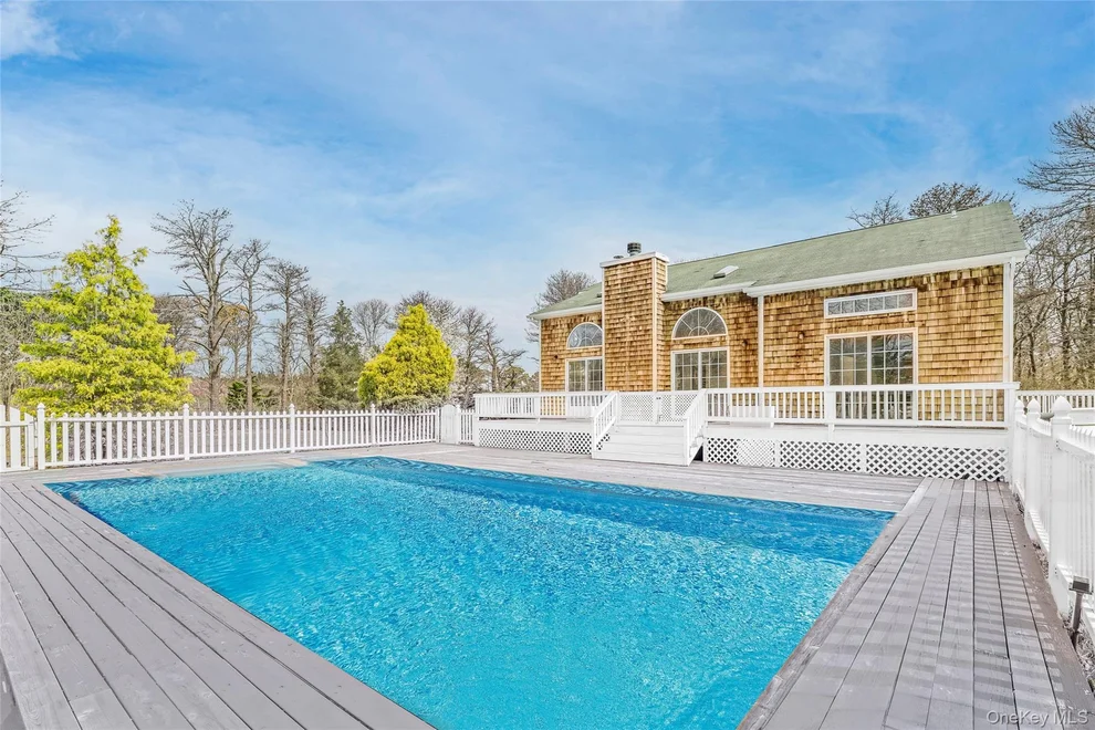 Unit for sale at 280 Shinnecock Hills Road, Southampton, NY 11968
