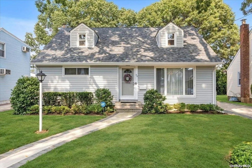 Unit for sale at 93 E Fenimore Street, Hempstead, NY 11580