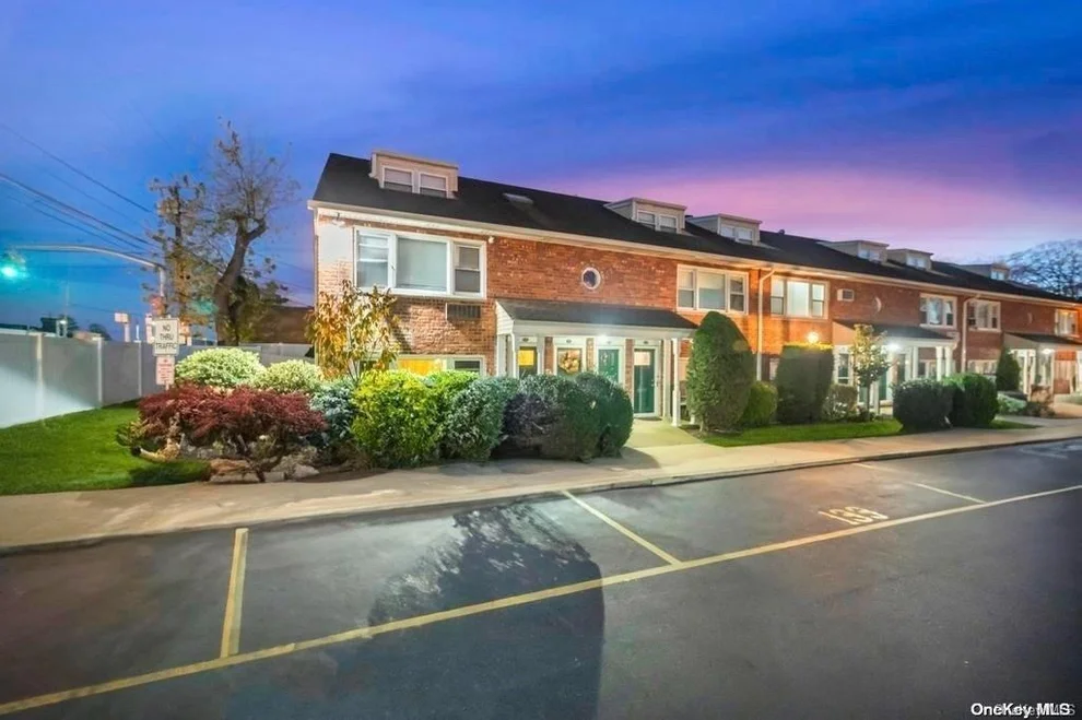 Unit for sale at 1600 Grand Ave, Hempstead, NY 11510