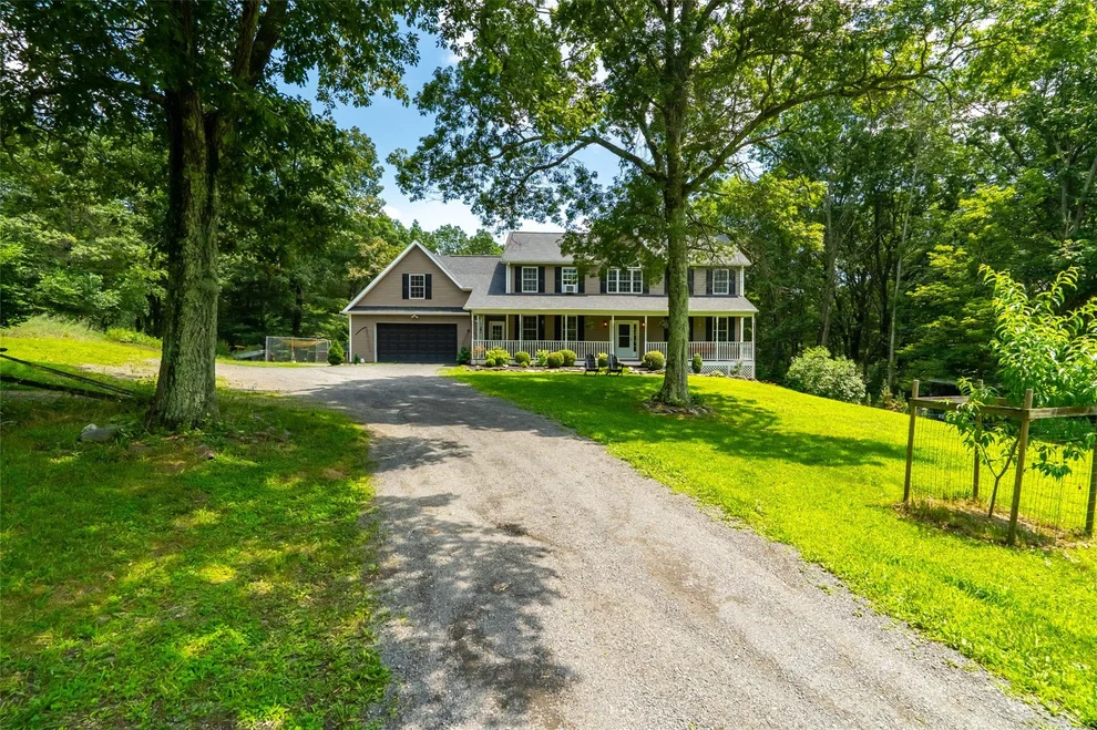 Unit for sale at 546 Hicks Hill Road, Pine Plains, NY 12581