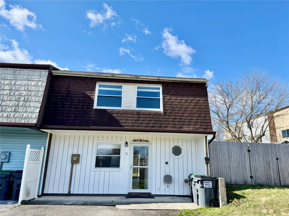 Unit for sale at 36 Old Anvil Lane, Wallkill, NY 10940