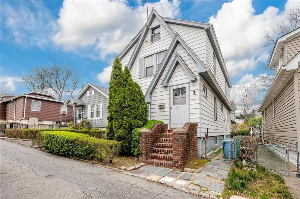 Unit for sale at 6 Fern Place, New York, NY 10465