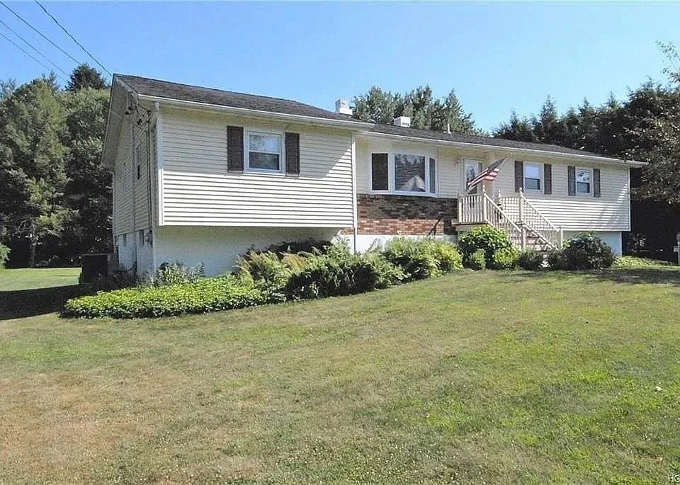 Unit for sale at 3 Potter Place, East Fishkill, NY 12533