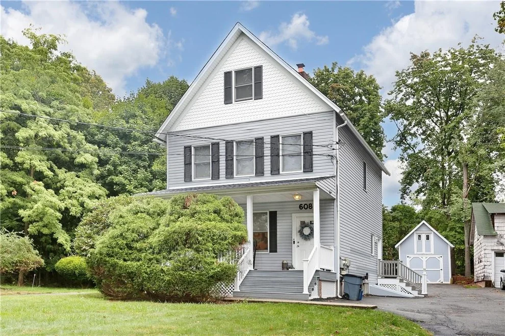 Unit for sale at 608 W Nyack Road, Clarkstown, NY 10994