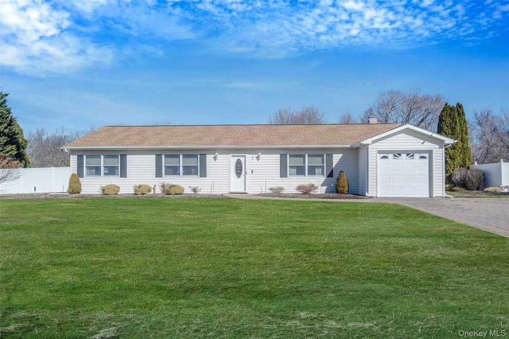 Unit for sale at 7 Hemlock Road, Brookhaven, NY 11766