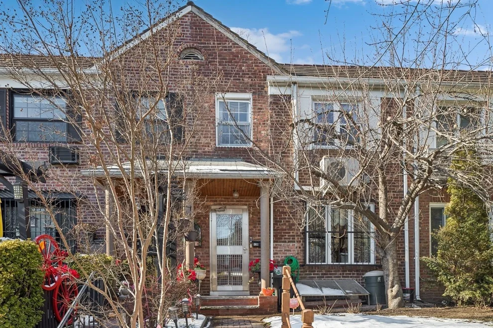 Unit for sale at 13923 Pershing Crescent, New York, NY 11435