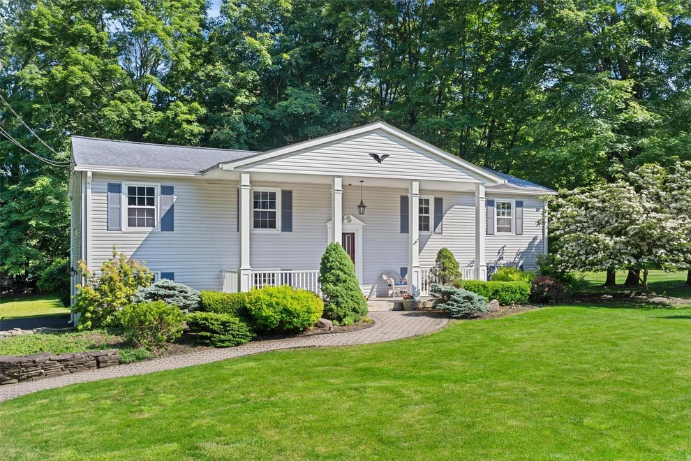 Unit for sale at 8 Adrianne Drive, Woodbury, NY 10930