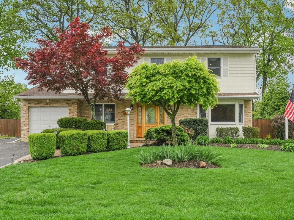 Unit for sale at 52 Bowman Lane, Smithtown, NY 11754