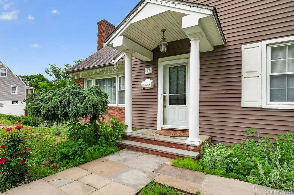 Unit for sale at 33 S Mortimer Avenue, Greenburgh, NY 10523