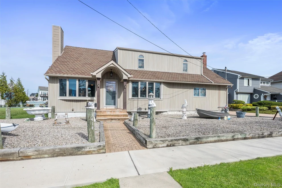 Unit for sale at 3414 Riverside Drive, Hempstead, NY 11572