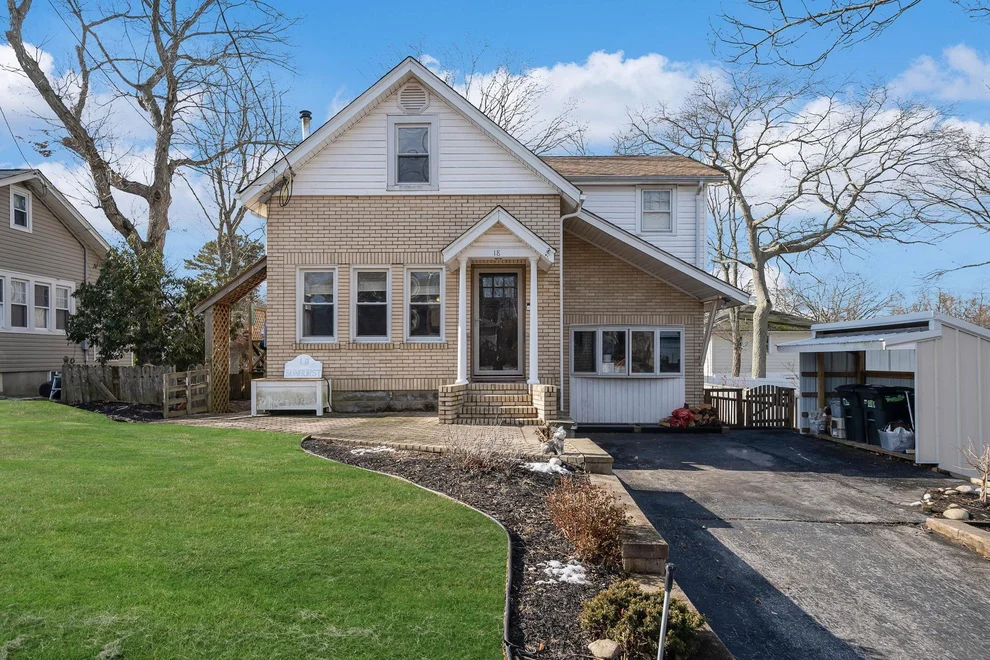 Unit for sale at 18 Sunburst Drive, Brookhaven, NY 11778