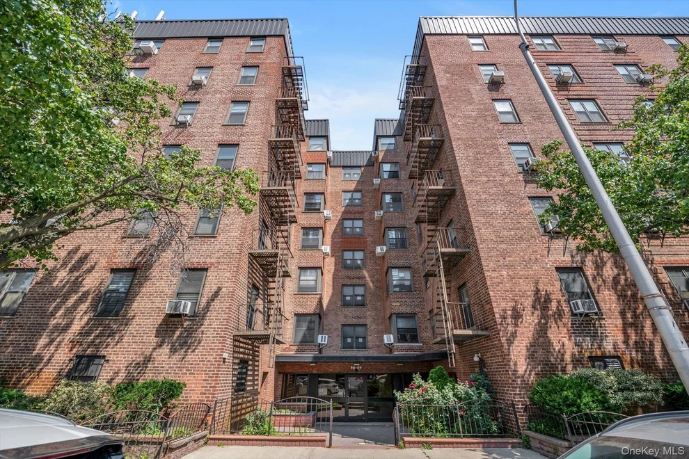 Unit for sale at 90-09 Northern Blvd, New York, NY 11370