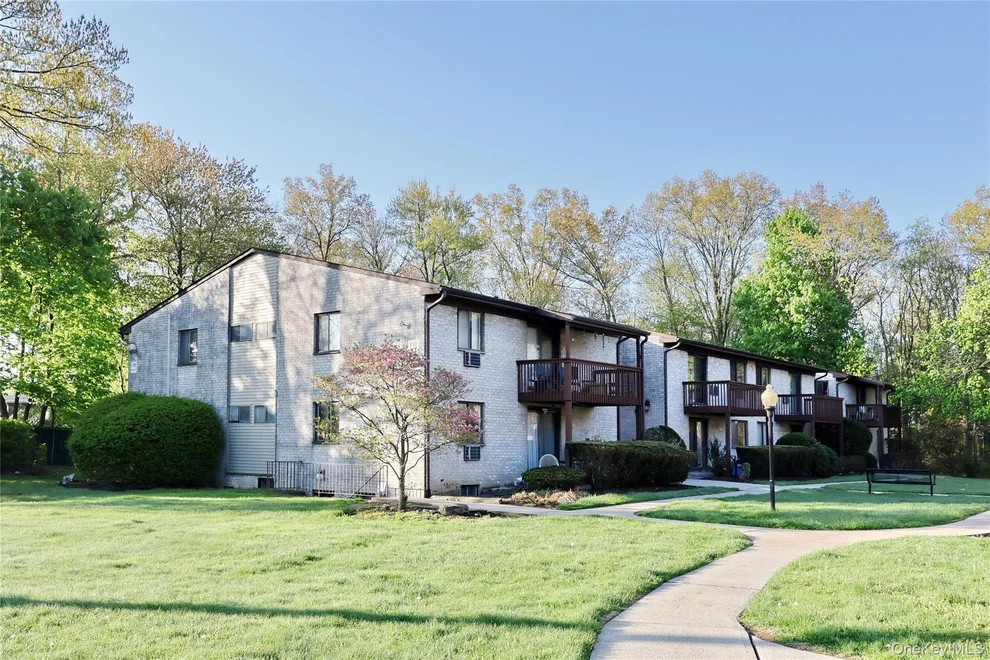 Unit for sale at 5 Secora Road, Ramapo, NY 10977