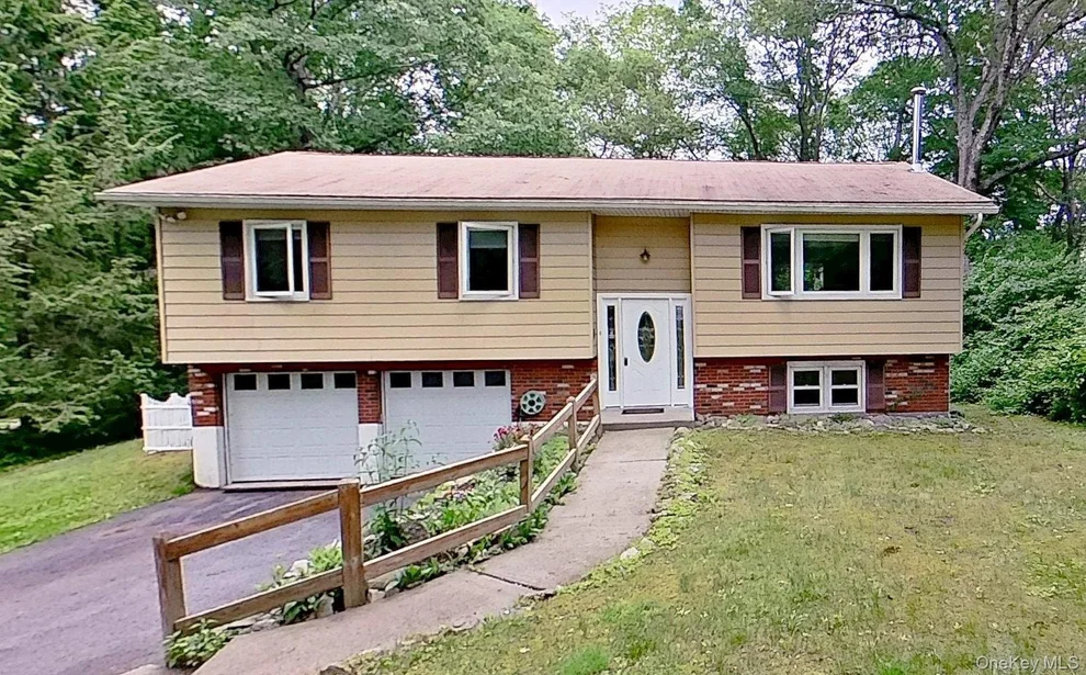 Unit for sale at 81 Ritter Road, East Fishkill, NY 12582
