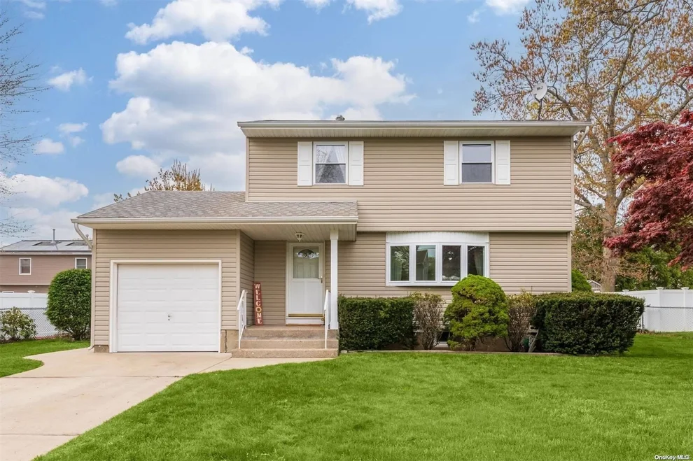 Unit for sale at 171 Lenox Street, Brookhaven, NY 11776