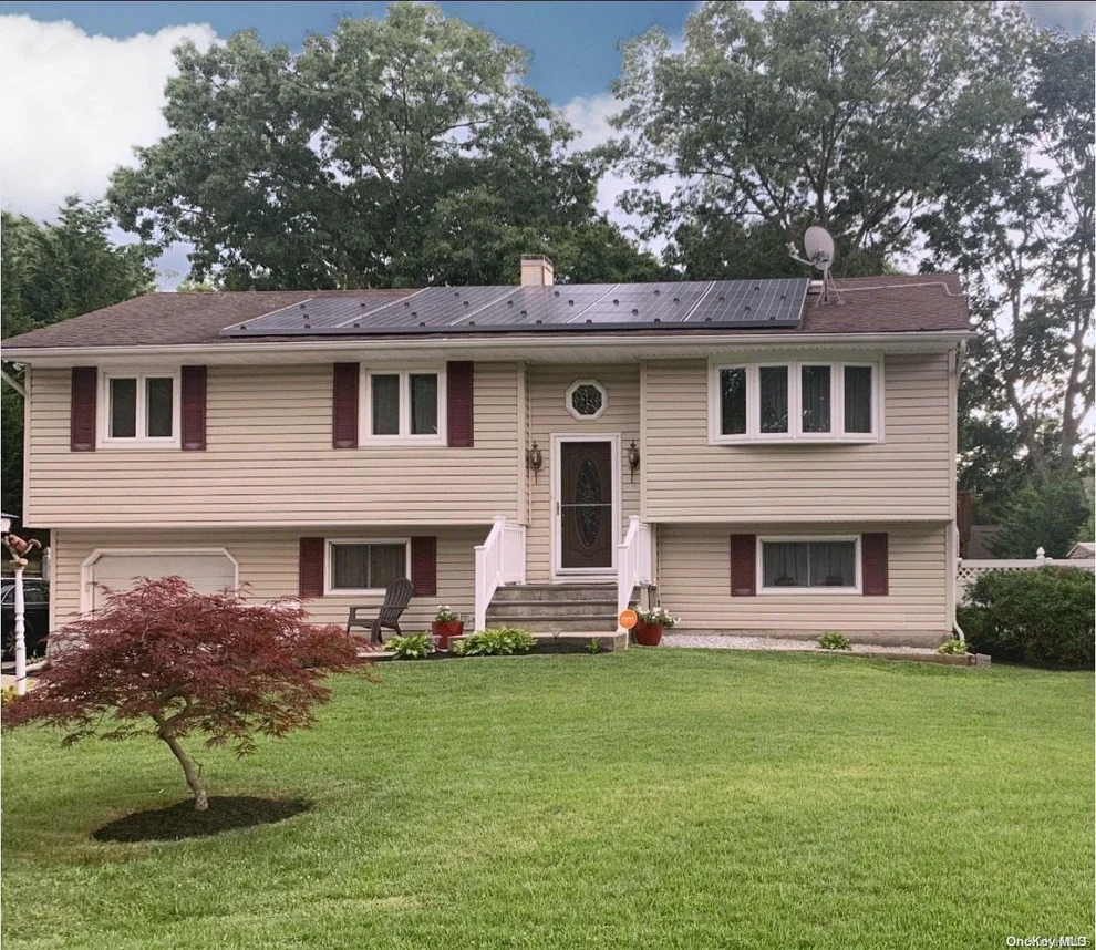 Unit for sale at 110 Mcgaw Avenue, Brookhaven, NY 11755