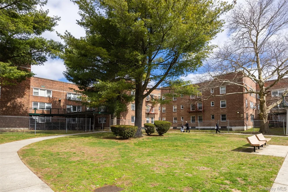 Unit for sale at 69-12 140th Street, New York, NY 11367