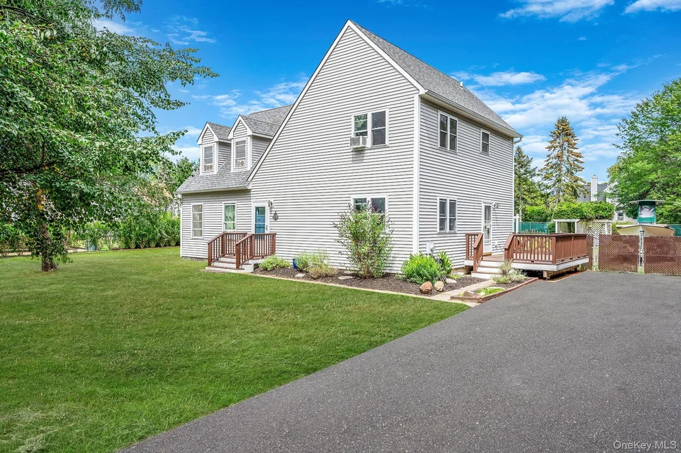 Unit for sale at 192 Arrowhead Avenue, Riverhead, NY 11901