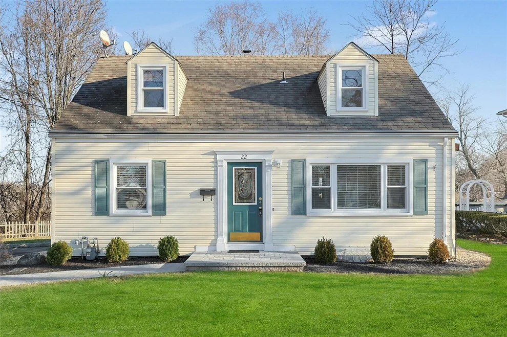 Unit for sale at 22 Tanneyanns Lane, Haverstraw, NY 10993