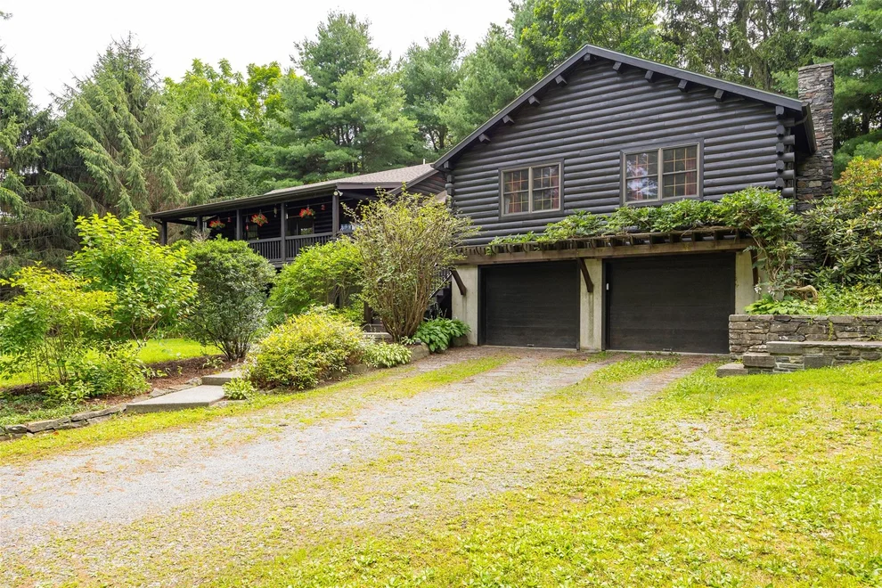 Unit for sale at 844 Salt Point Turnpike, Pleasant Valley, NY 12601