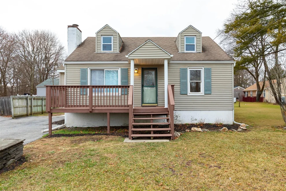 Unit for sale at 305 Violet Avenue, Poughkeepsie (Town), NY 12601