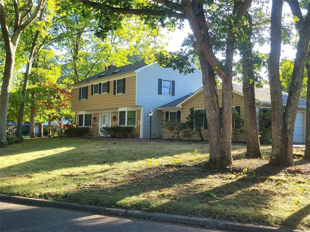 Unit for sale at 23 Bonnie Lane, Brookhaven, NY 11790