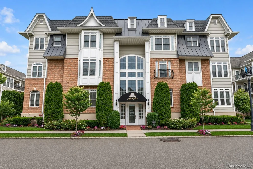 Unit for sale at 104 Shady Lane, Hempstead, NY 11590