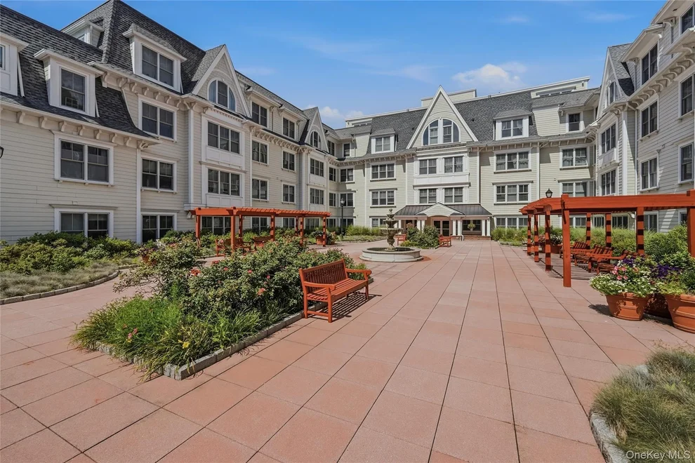 Unit for sale at 225 Stanley Avenue, Mamaroneck, NY 10543