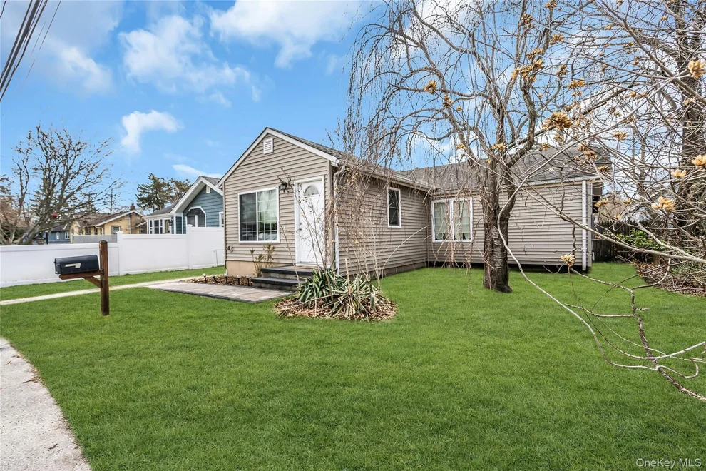 Unit for sale at 6 Oakwood Avenue, Brookhaven, NY 11779