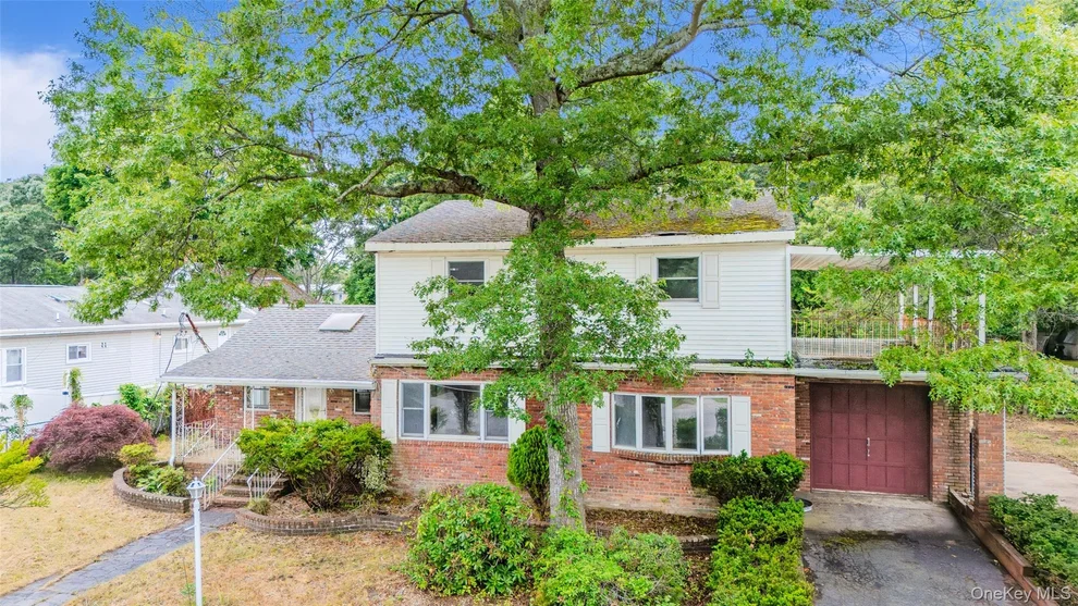 Unit for sale at 10 Windsor Place, Brookhaven, NY 11967