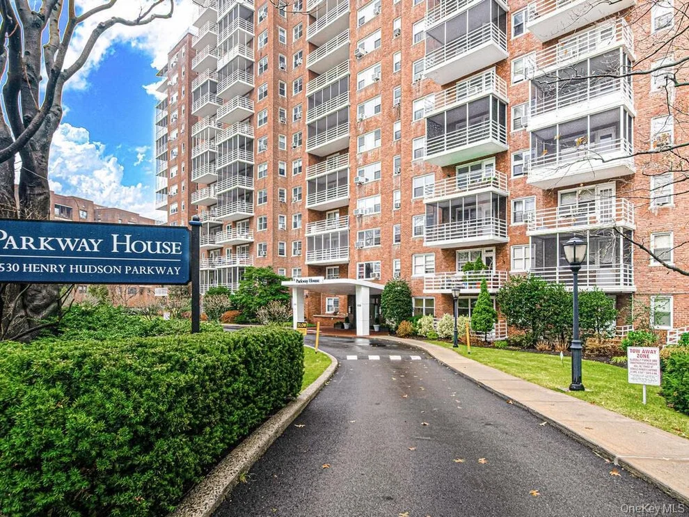 Unit for sale at 3530 Henry Hudson Parkway E, New York, NY 10463