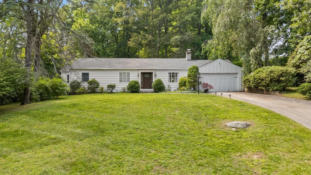 Unit for sale at 5 Ridgeview Drive, Mount Pleasant, NY 10570