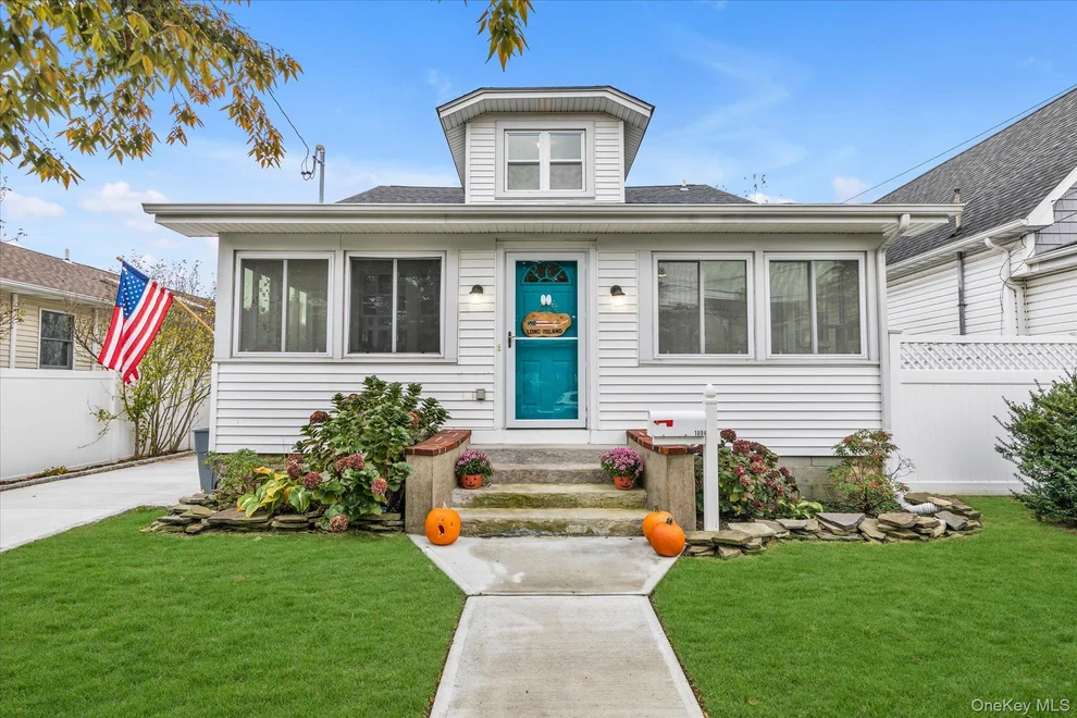 Unit for sale at 1894 Commonwealth Avenue, Hempstead, NY 11566