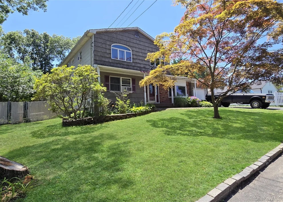 Unit for sale at 424 Alphabet Street, Islip, NY 11741