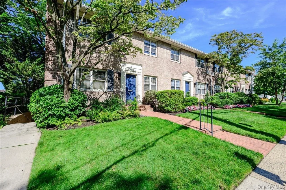 Unit for sale at 2 N Lewis Place, Hempstead, NY 11570