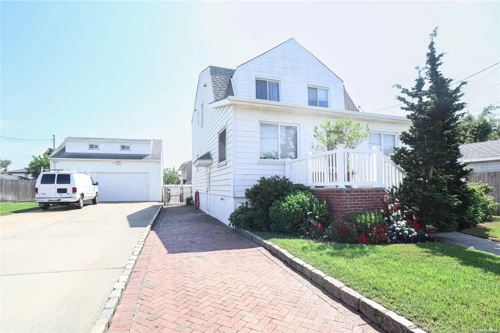 Unit for sale at 14 Alemeda Street, Hempstead, NY 11096