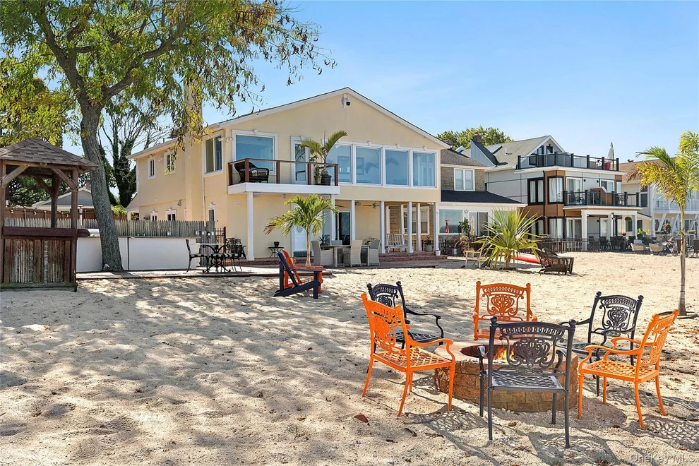 Unit for sale at 23 E Shore Drive, Oyster Bay, NY 11709