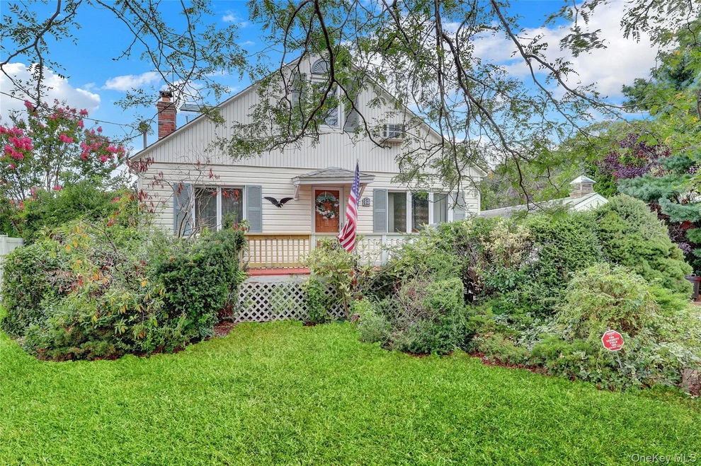 Unit for sale at 85 N Beech Street, Oyster Bay, NY 11758