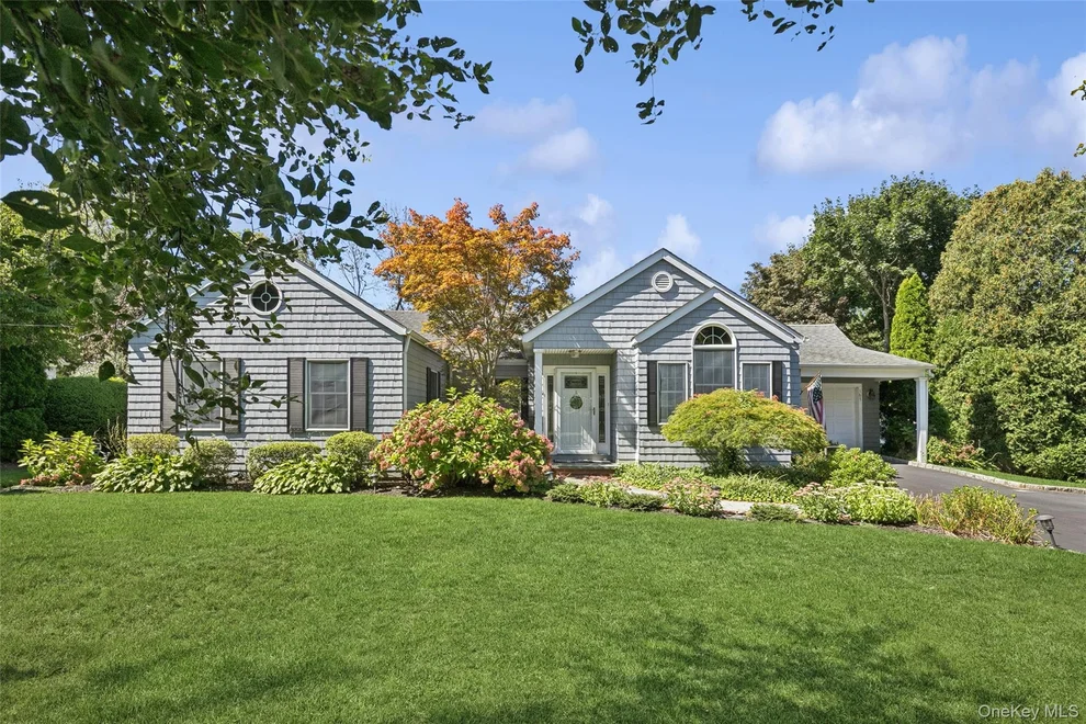 Unit for sale at 167 Huntington Bay Road, Huntington, NY 11743