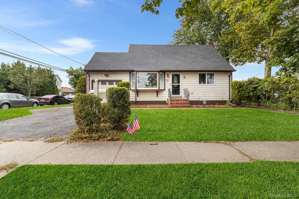 Unit for sale at 121 Thomas Avenue, Hempstead, NY 11714