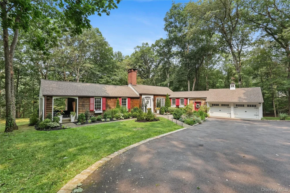 Unit for sale at 27 Deepwood Hill, New Castle, NY 10514